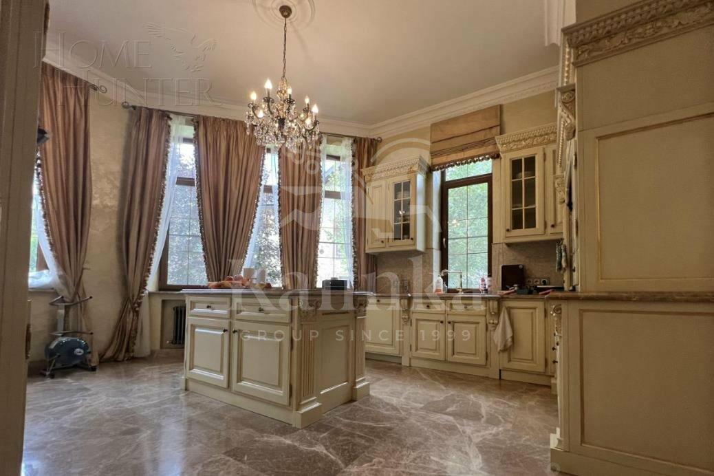 2-этажный коттедж 730 м² с отделкой