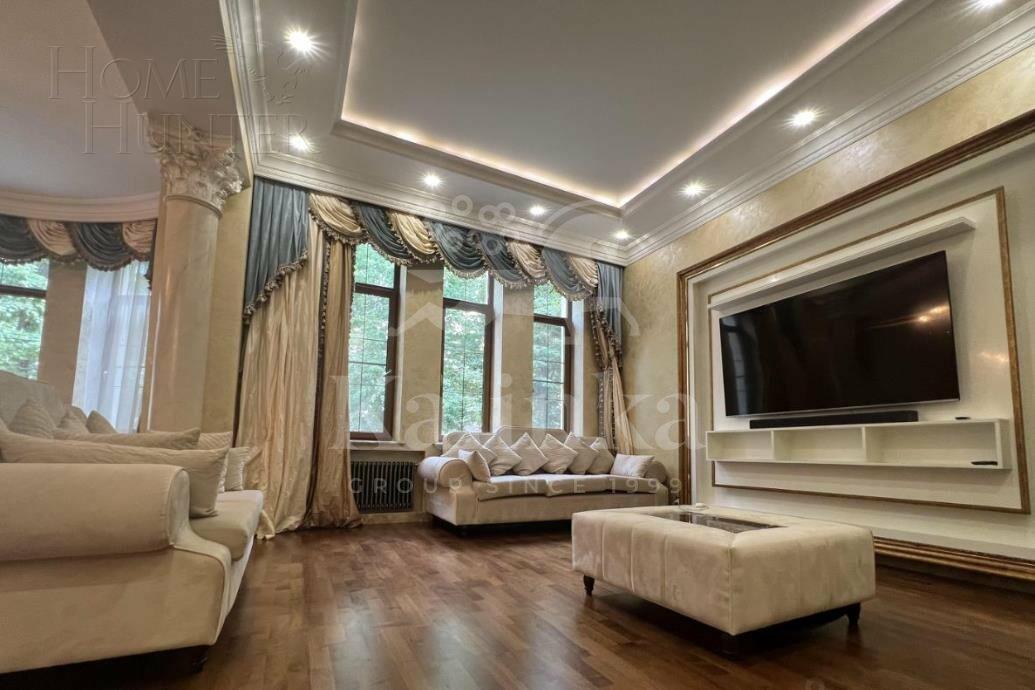 2-этажный коттедж 730 м² с отделкой