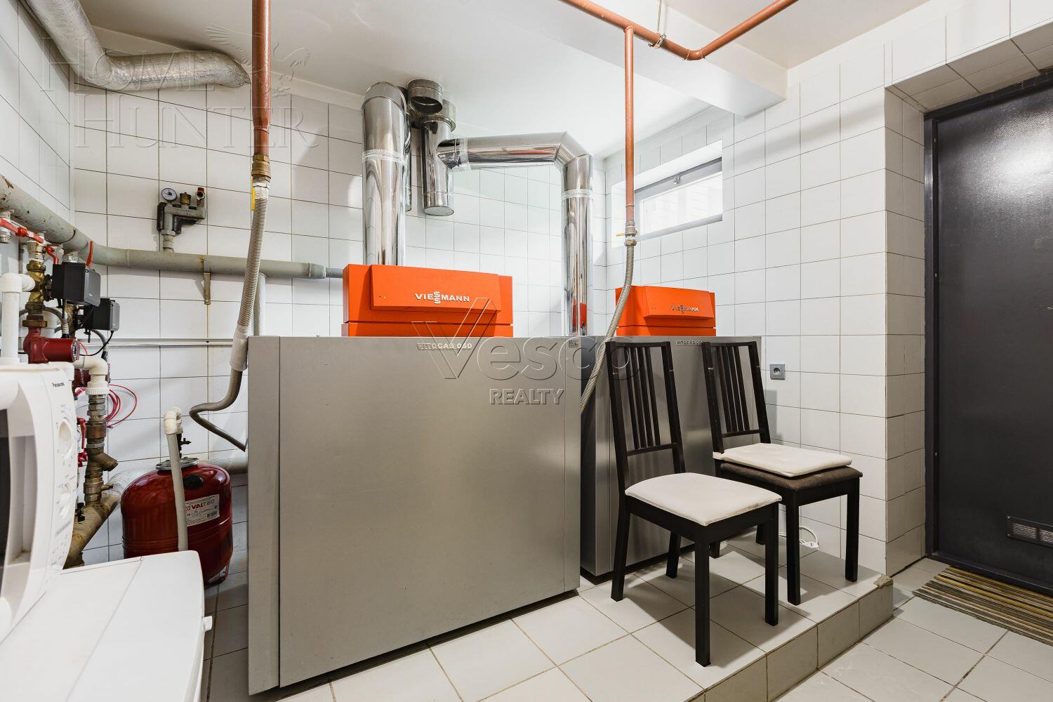 3-этажный коттедж 900 м² с отделкой