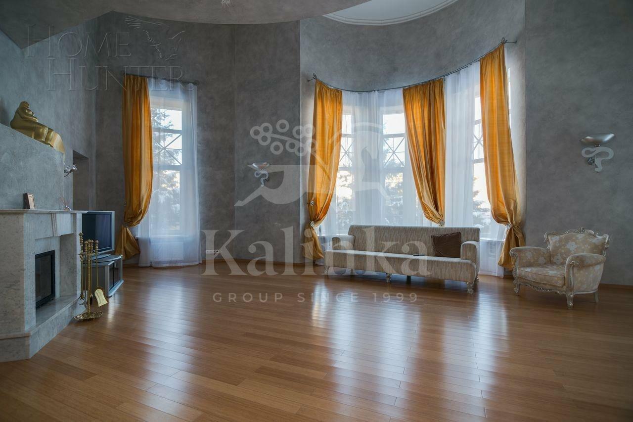 2-этажный коттедж 450 м² с отделкой