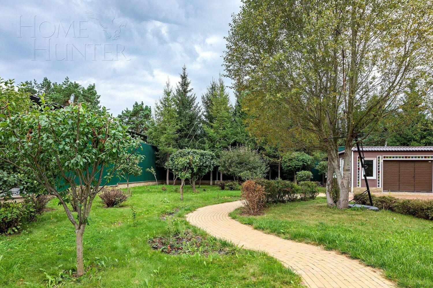 2-этажный коттедж 1 700 м² с отделкой