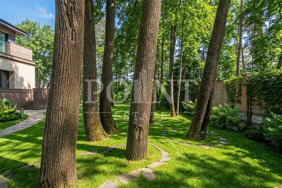 2-этажный коттедж 718 м² с отделкой