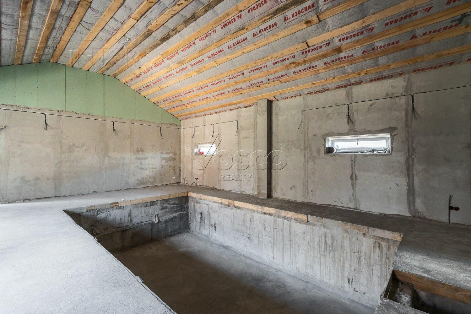 1-этажный коттедж 520.9 м² без отделки