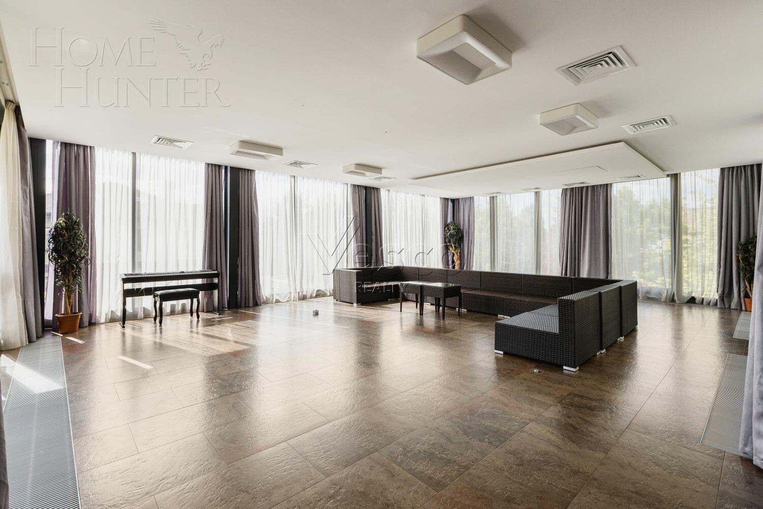 3-этажный коттедж 900 м² с отделкой