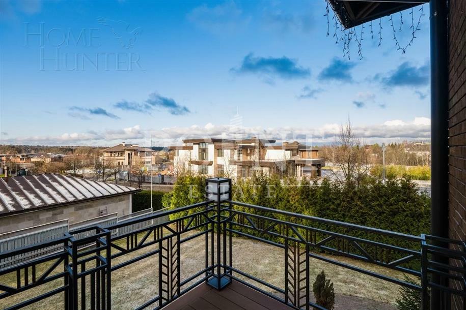 2-этажный коттедж 900 м² с отделкой
