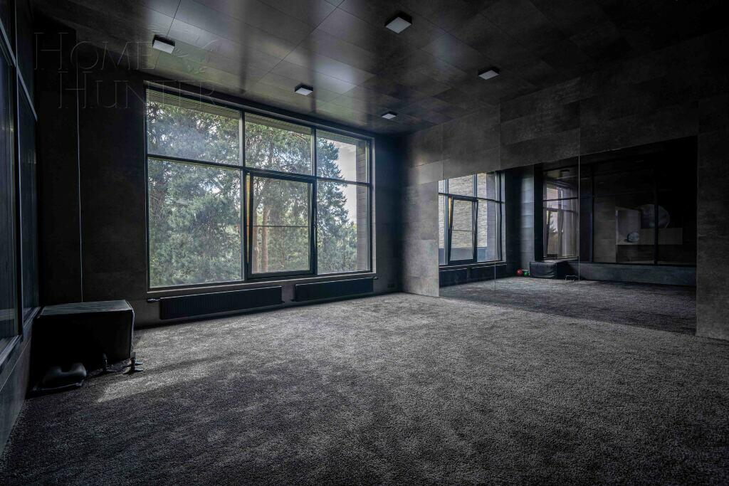 2-этажный коттедж 450 м² с отделкой