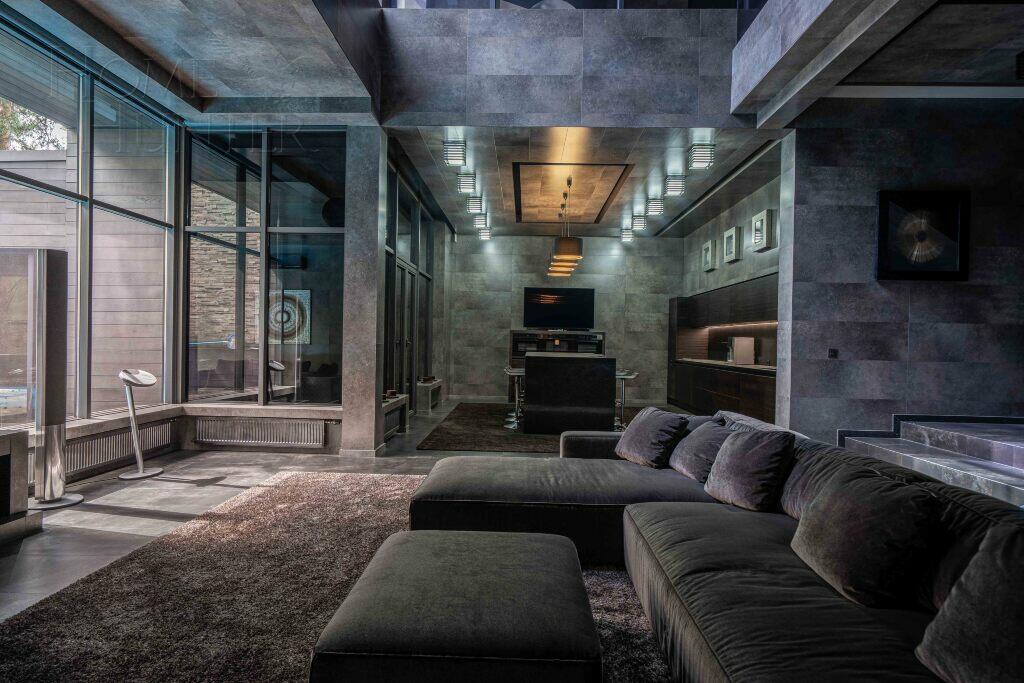 2-этажный коттедж 450 м² с отделкой