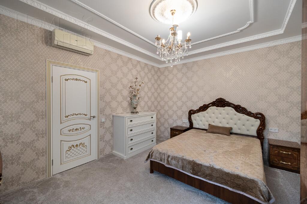 2-этажный таунхаус 335 м² с отделкой
