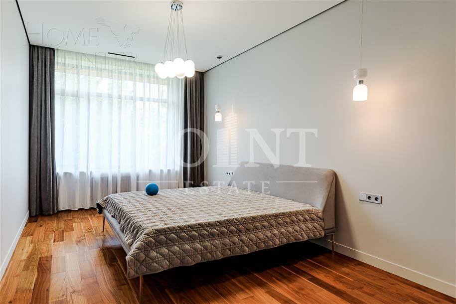 2-этажный коттедж 300 м² с отделкой