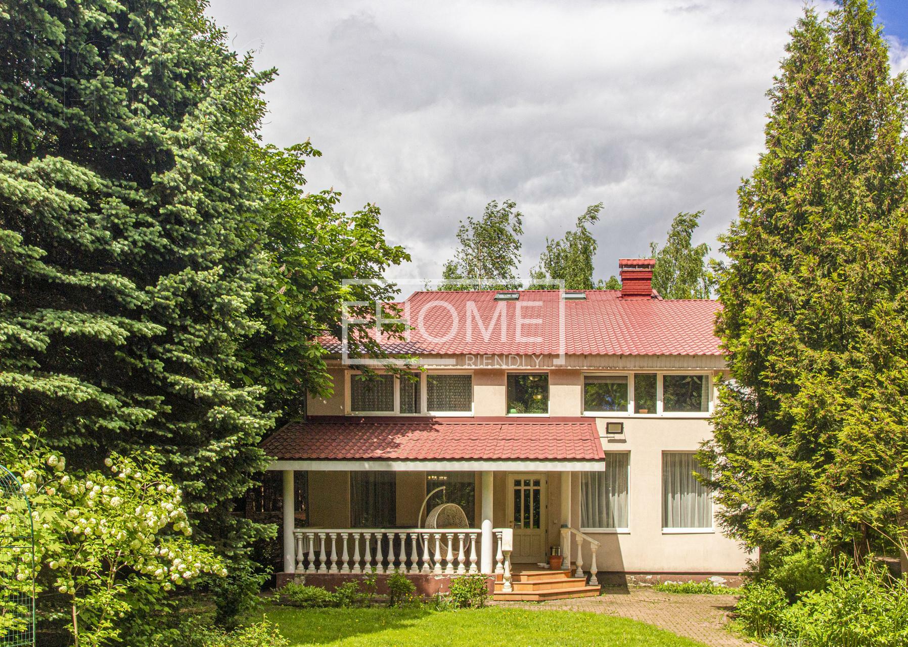 2-этажный коттедж 610 м² с отделкой