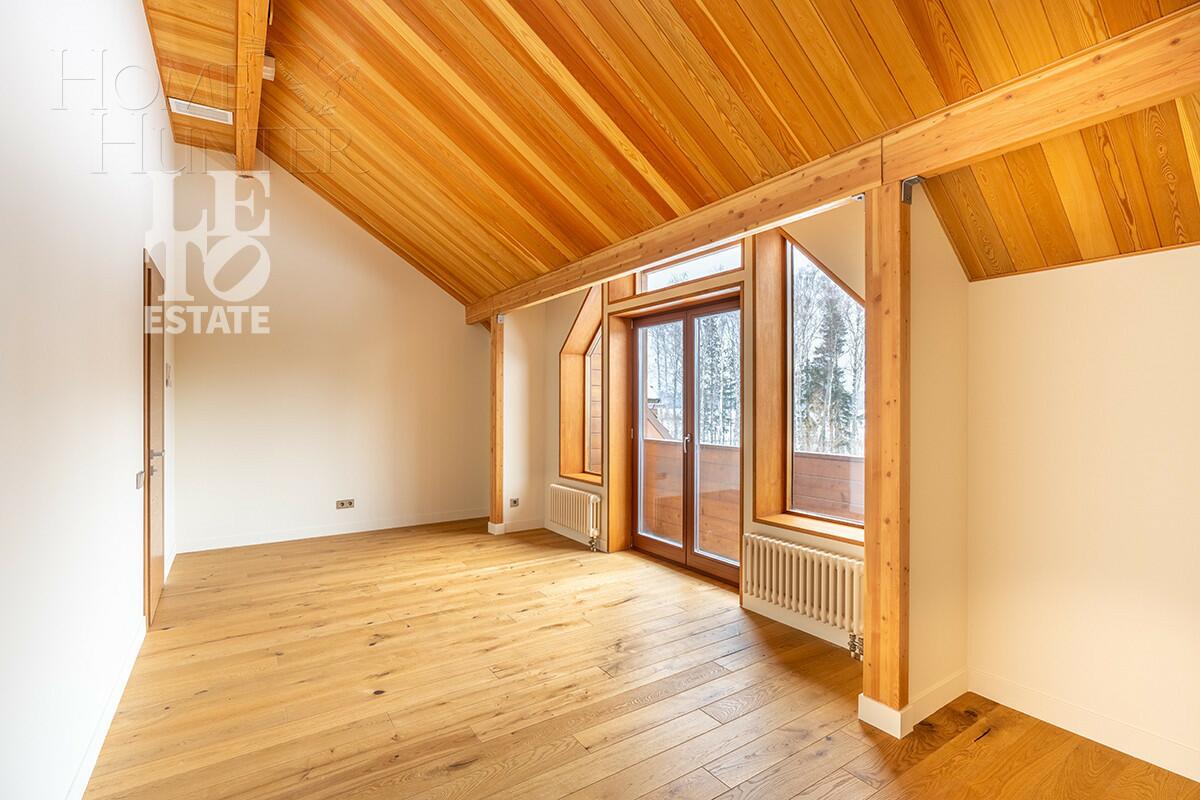 3-этажный коттедж 600 м² с отделкой