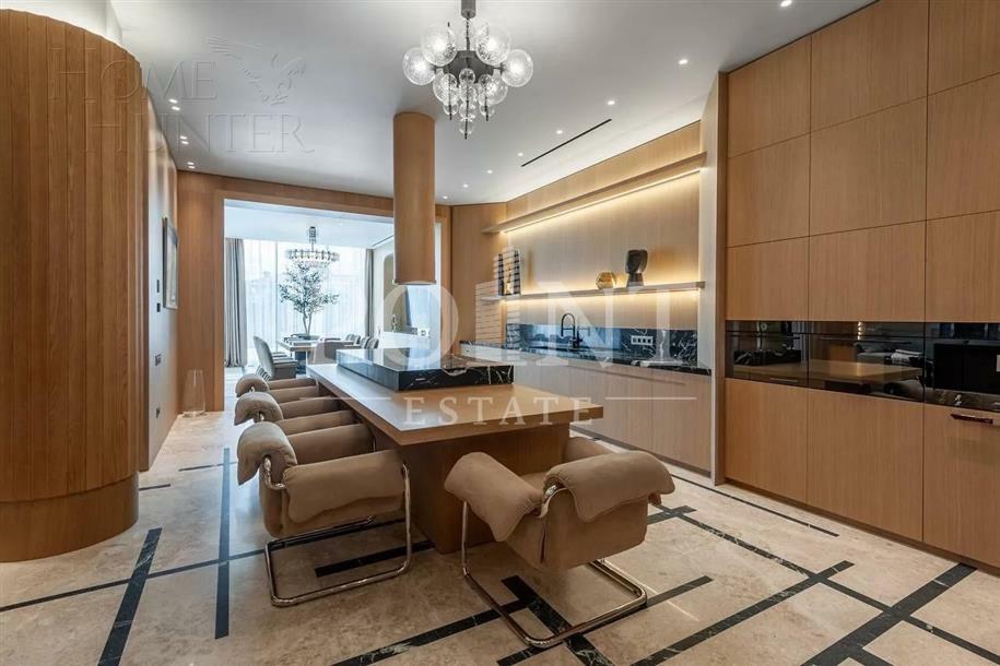 2-этажный коттедж 1 400 м² с отделкой