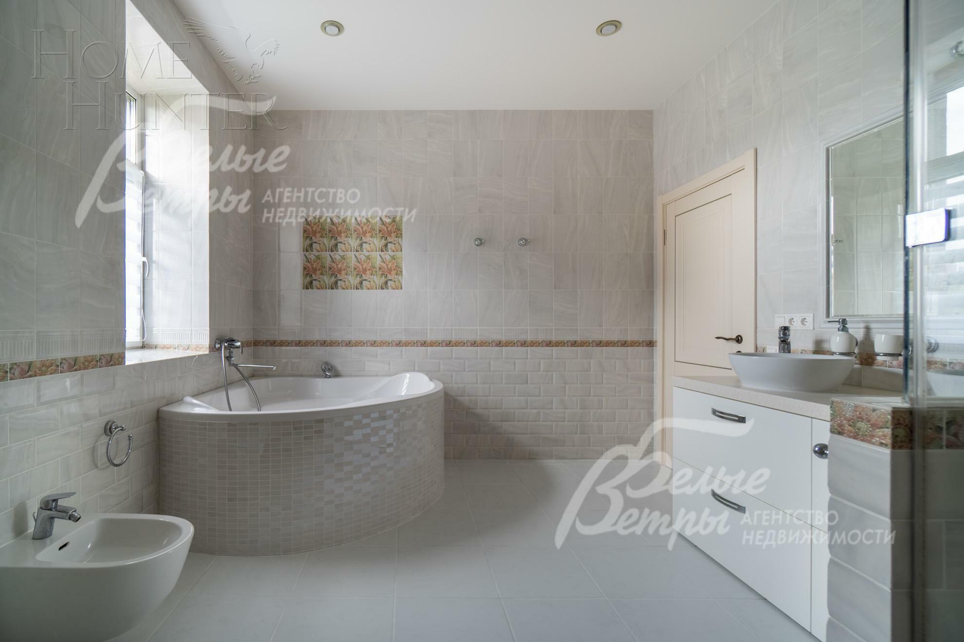 2-этажный коттедж 400 м² с отделкой