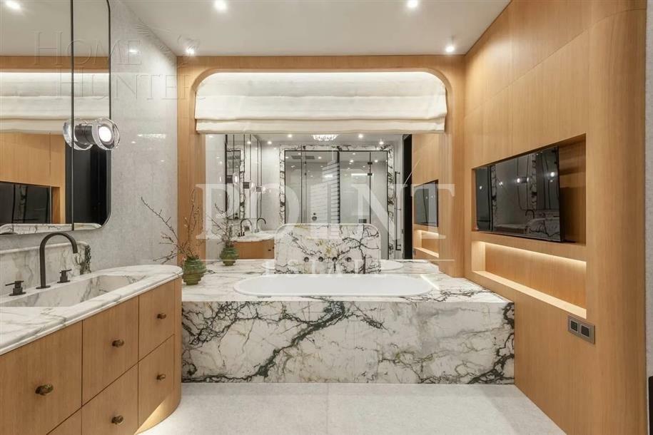 2-этажный коттедж 1 400 м² с отделкой