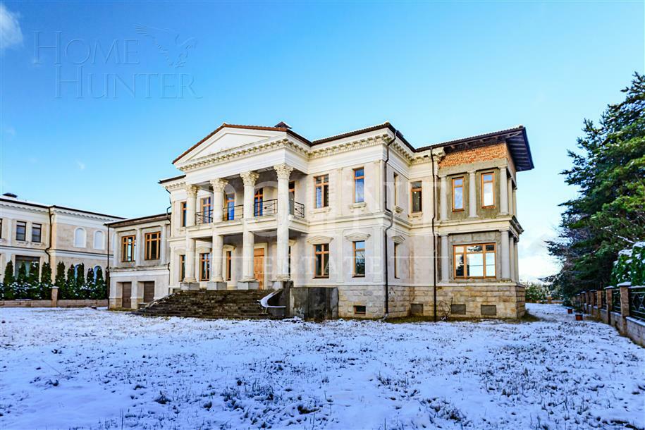 2-этажный коттедж 1 320 м² без отделки