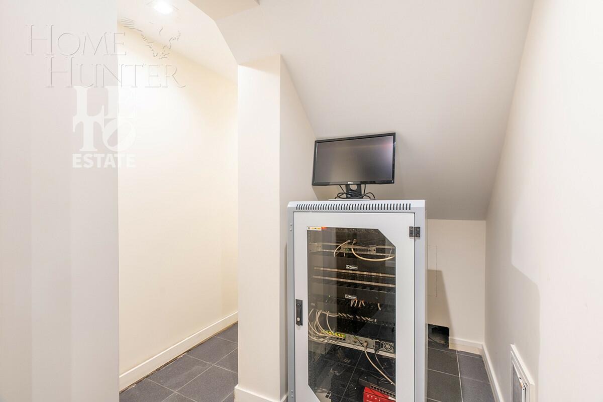 3-этажный коттедж 600 м² с отделкой