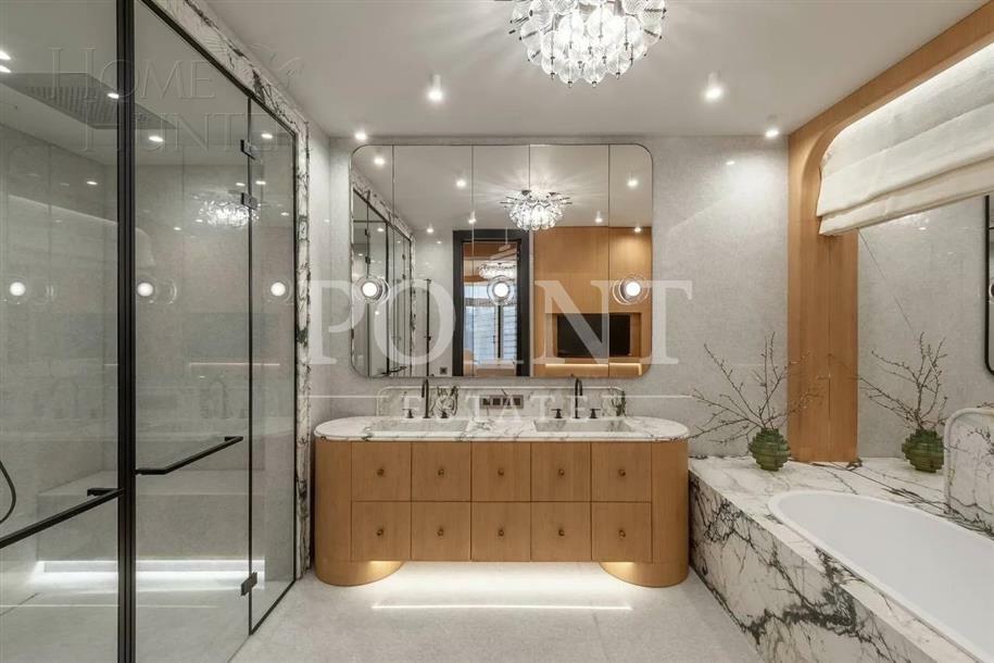 2-этажный коттедж 1 400 м² с отделкой