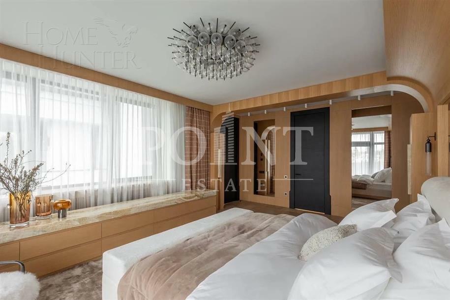2-этажный коттедж 1 400 м² с отделкой