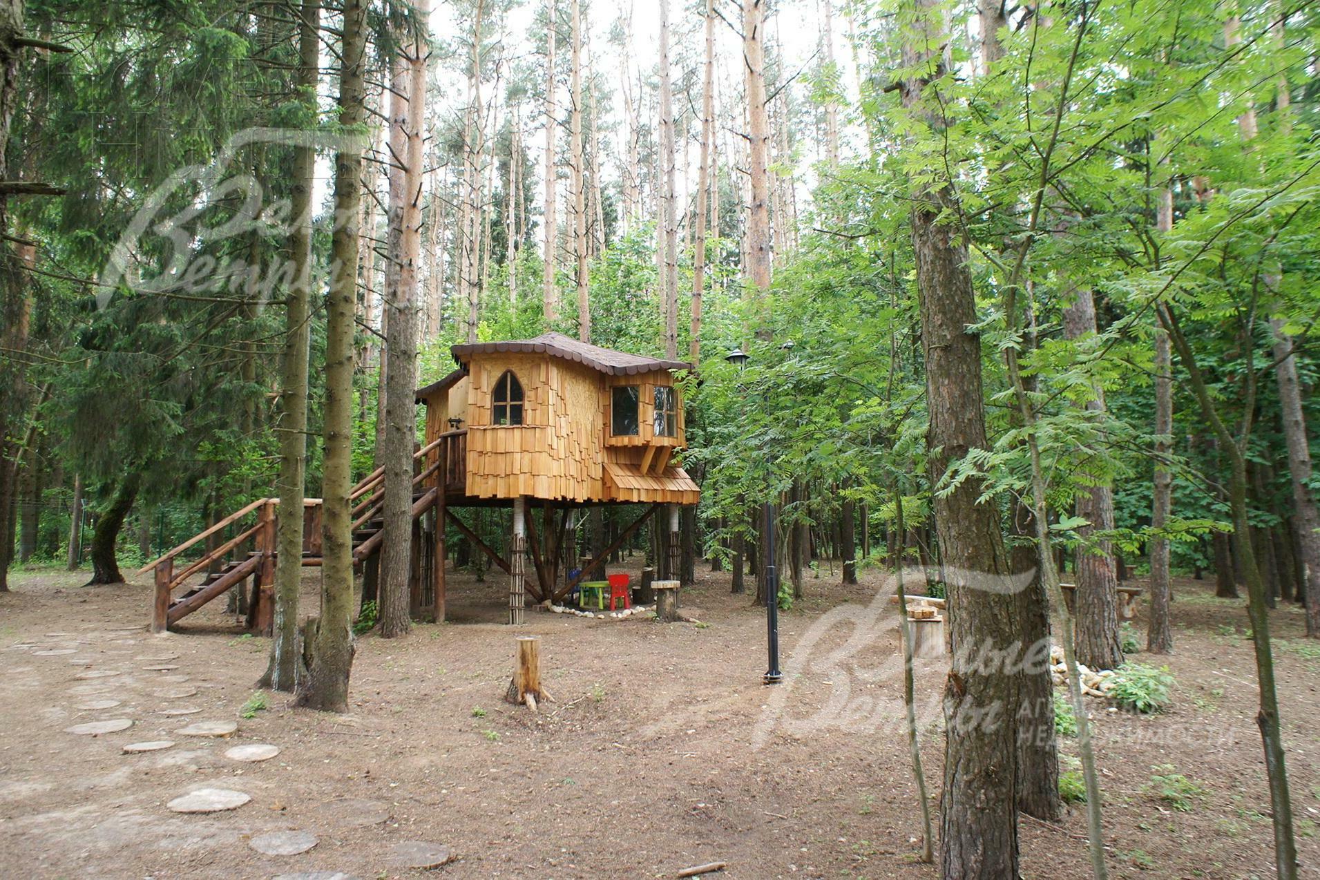 2-этажный коттедж 400 м² с отделкой