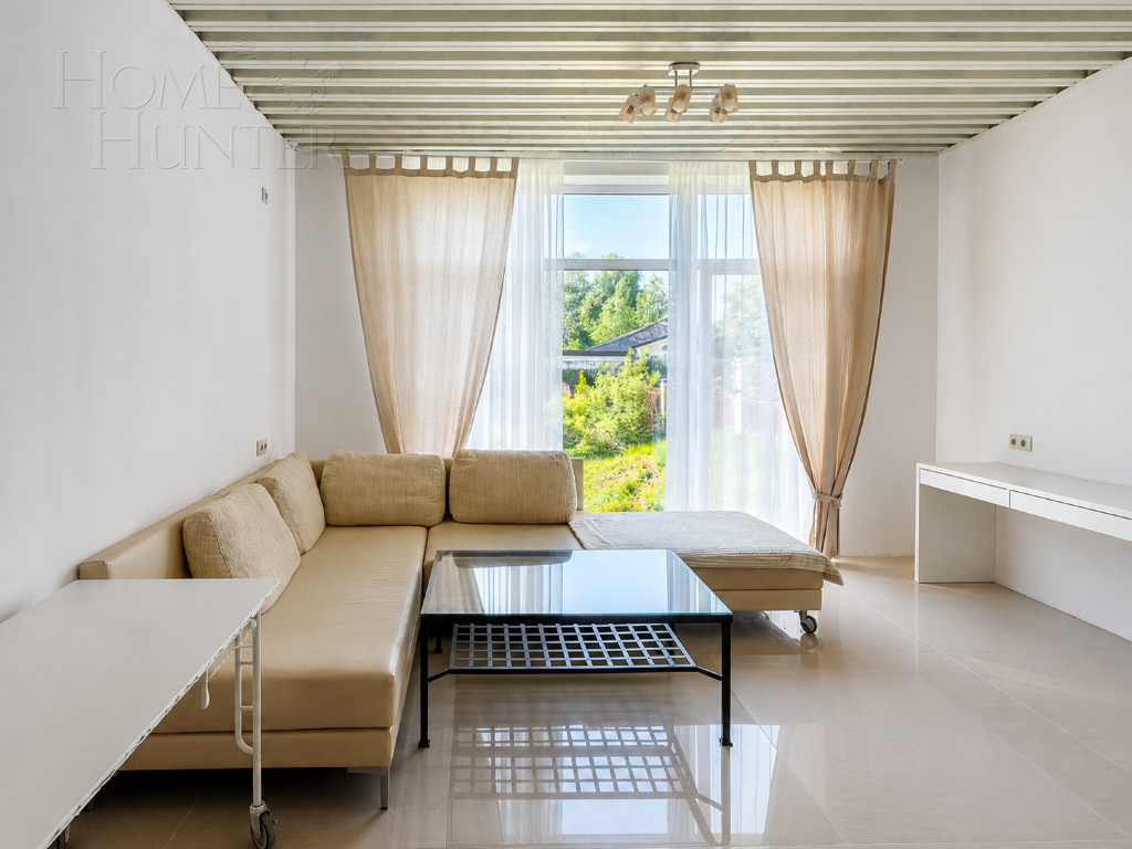 3-этажный коттедж 400 м² с отделкой