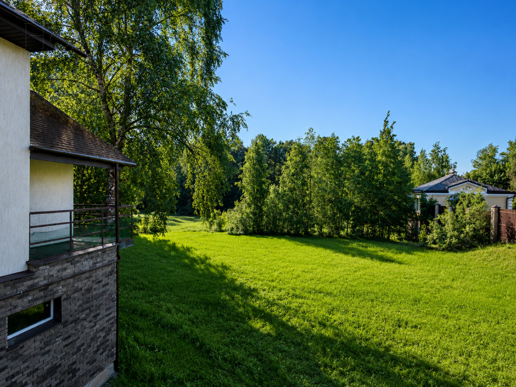 3-этажный коттедж 400 м² с отделкой