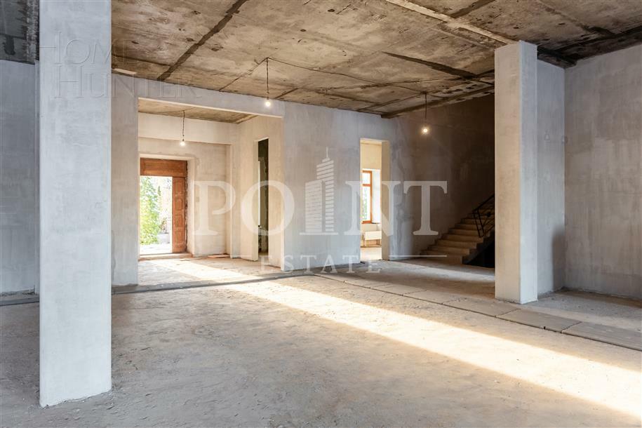2-этажный коттедж 1 320 м² без отделки