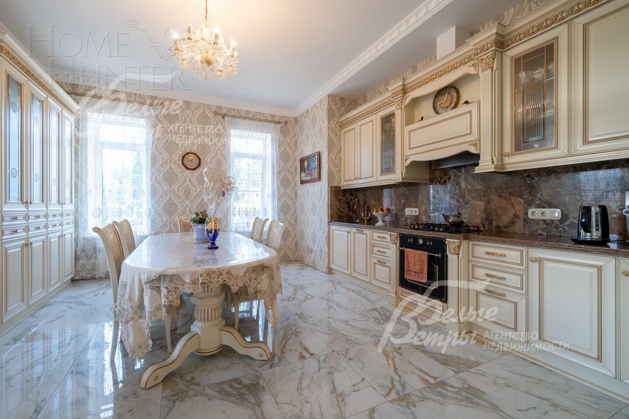 2-этажный коттедж 533 м² с отделкой