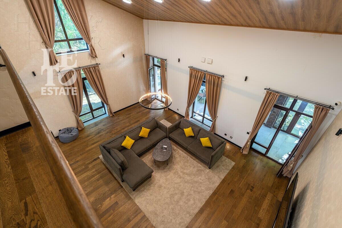 2-этажный коттедж 370 м² с отделкой