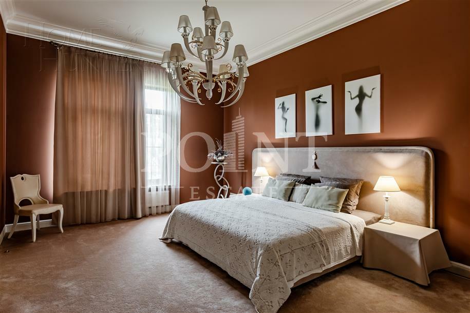 2-этажный коттедж 600 м² с отделкой
