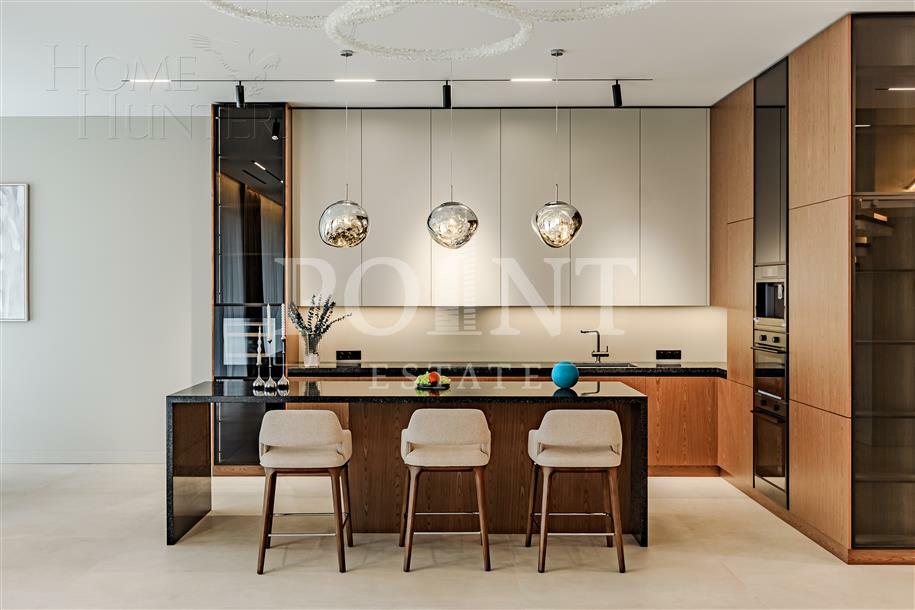 2-этажный коттедж 349.7 м² с отделкой