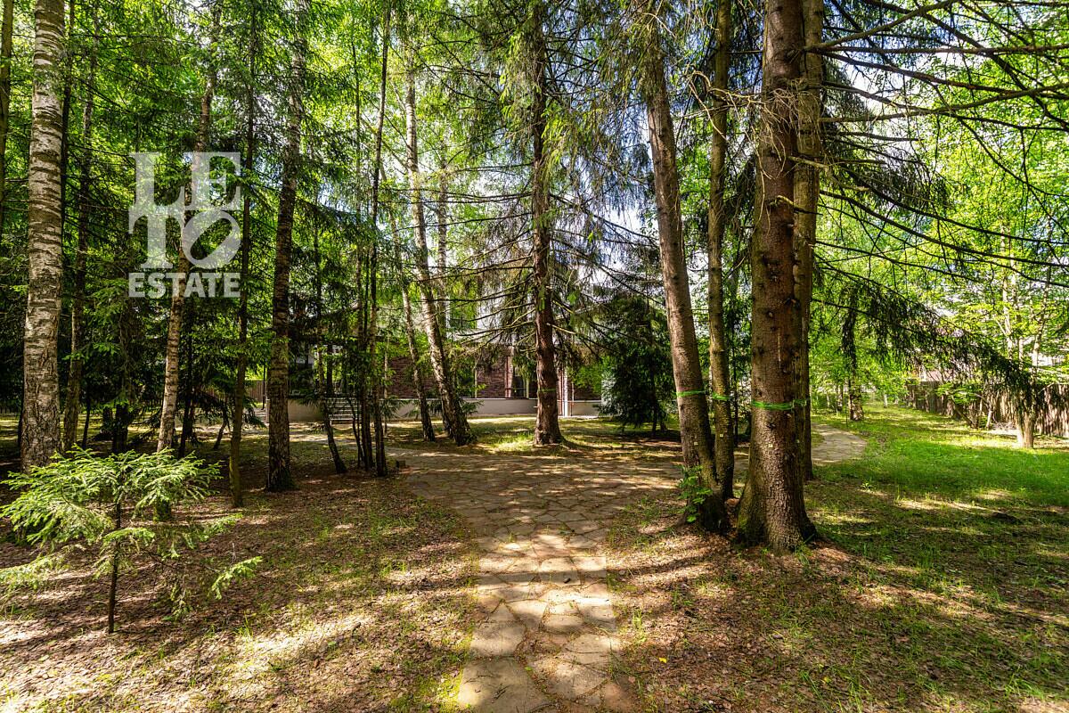 2-этажный коттедж 370 м² с отделкой