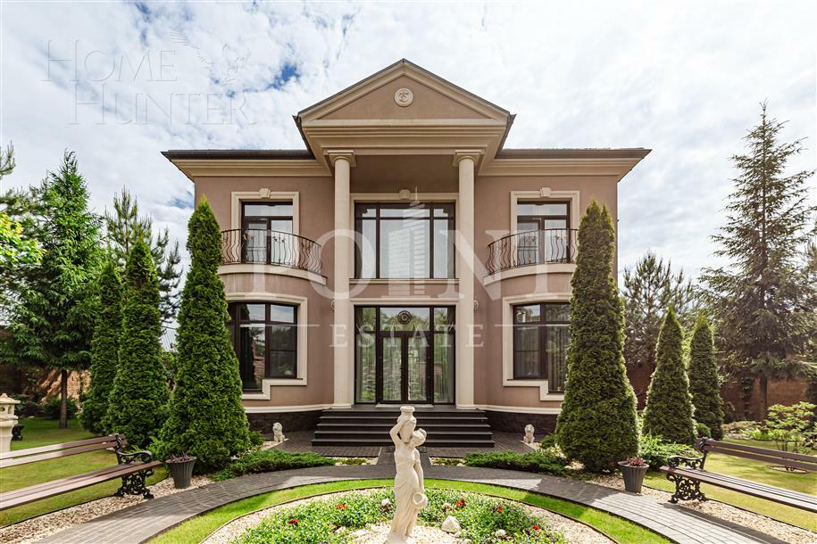 2-этажный коттедж 600 м² с отделкой