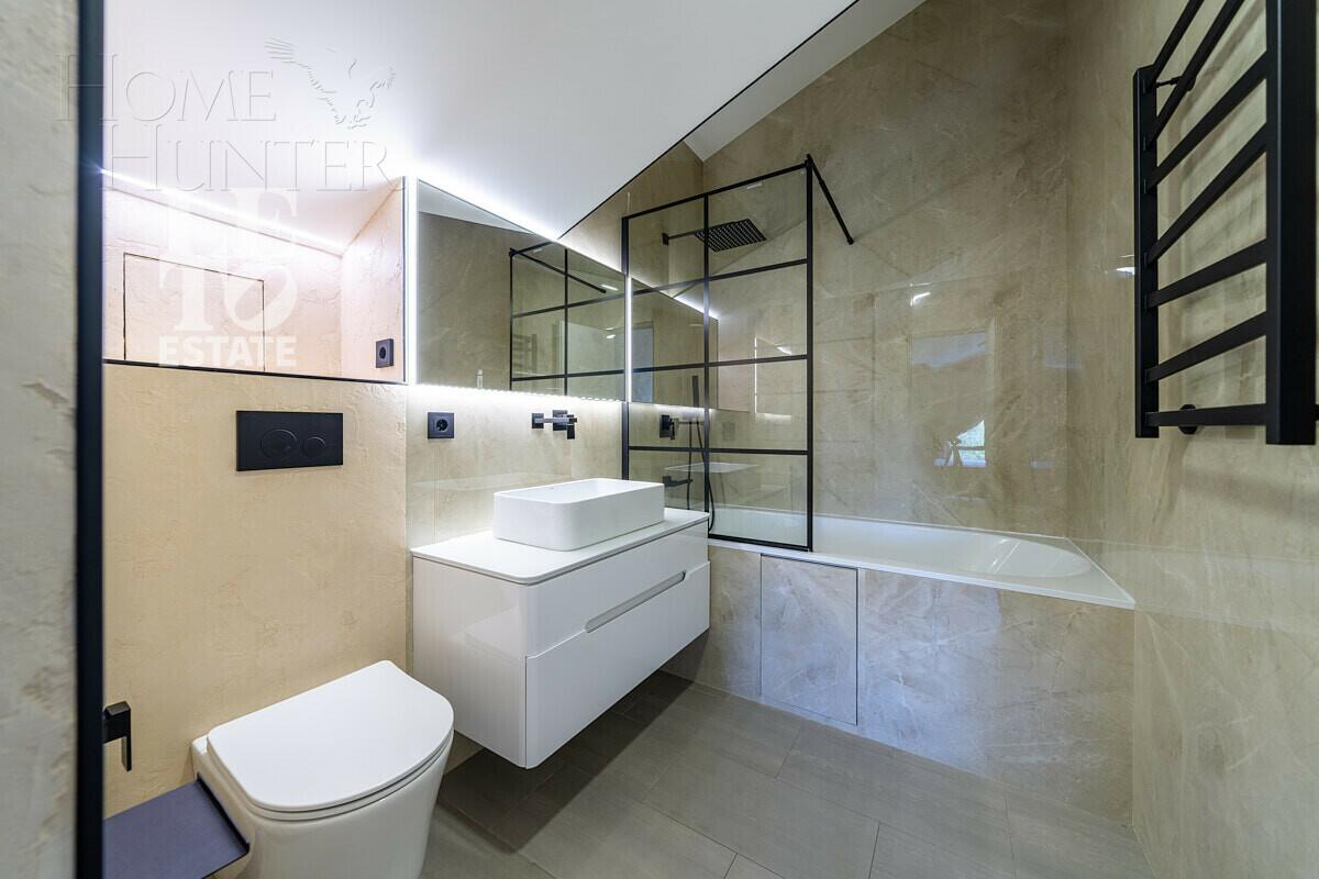 2-этажный коттедж 370 м² с отделкой