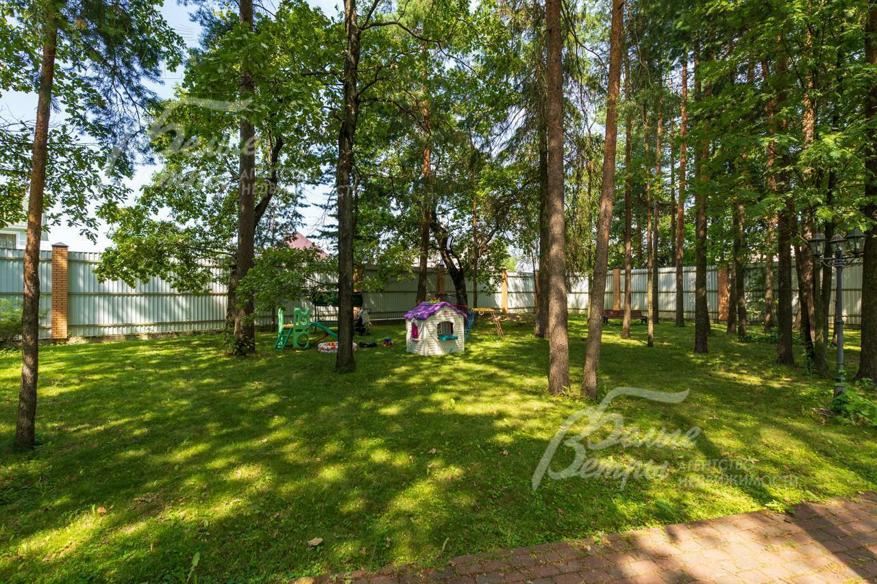 2-этажный коттедж 533 м² с отделкой