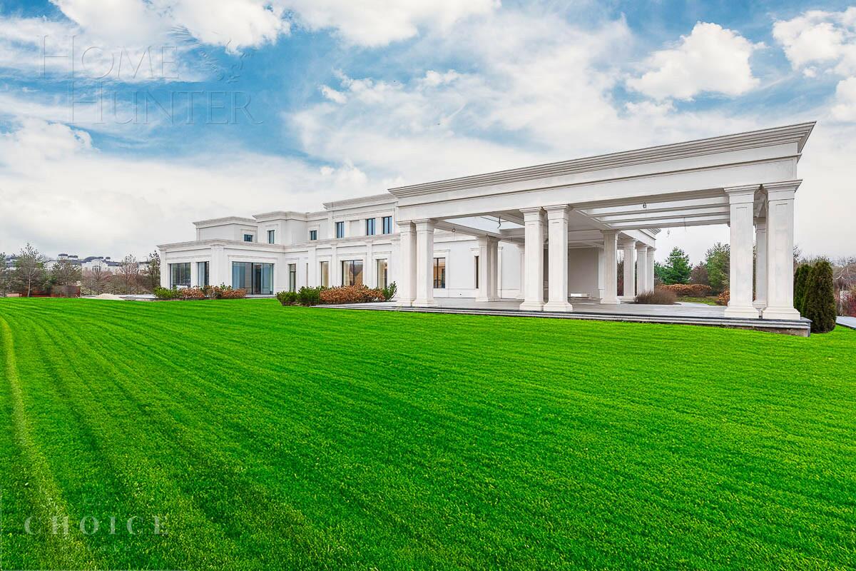 2-этажный коттедж 4 400 м² с отделкой