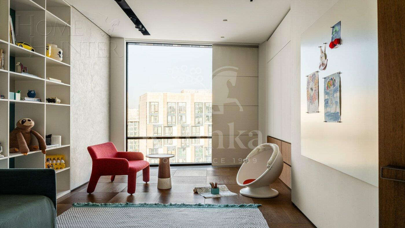 3-КОМН. КВАРТИРА С ОТДЕЛКОЙ 150 М² НА 8 ЭТАЖЕ