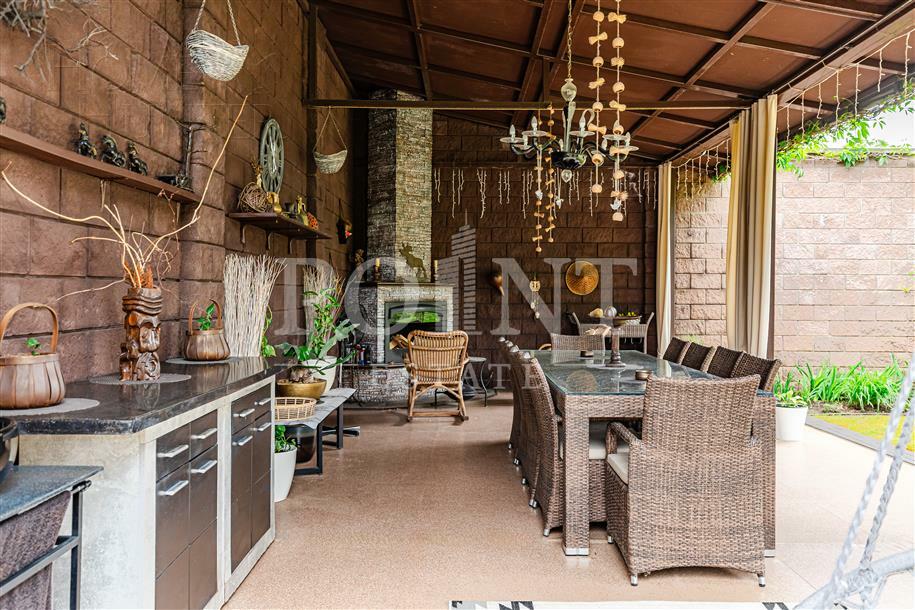 2-этажный коттедж 600 м² с отделкой
