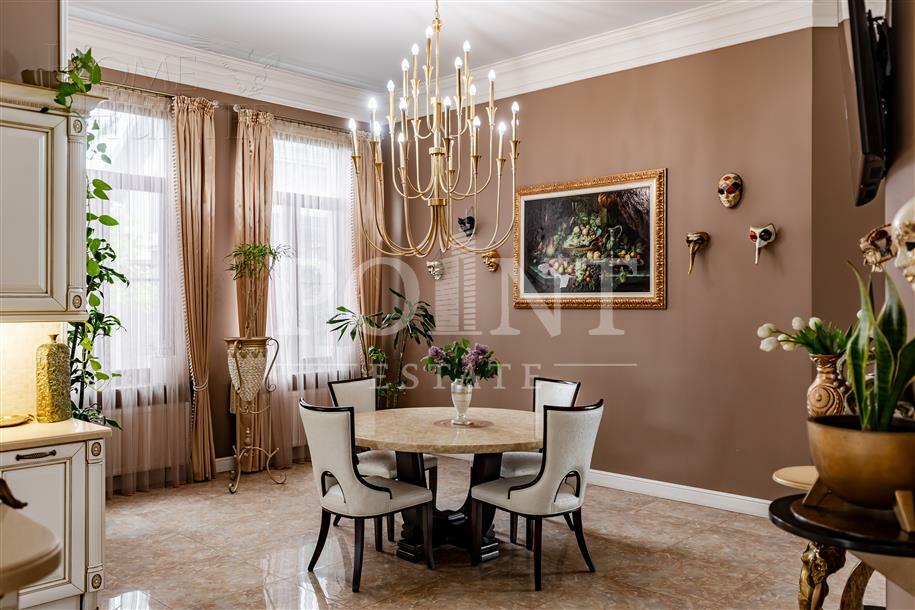 2-этажный коттедж 600 м² с отделкой
