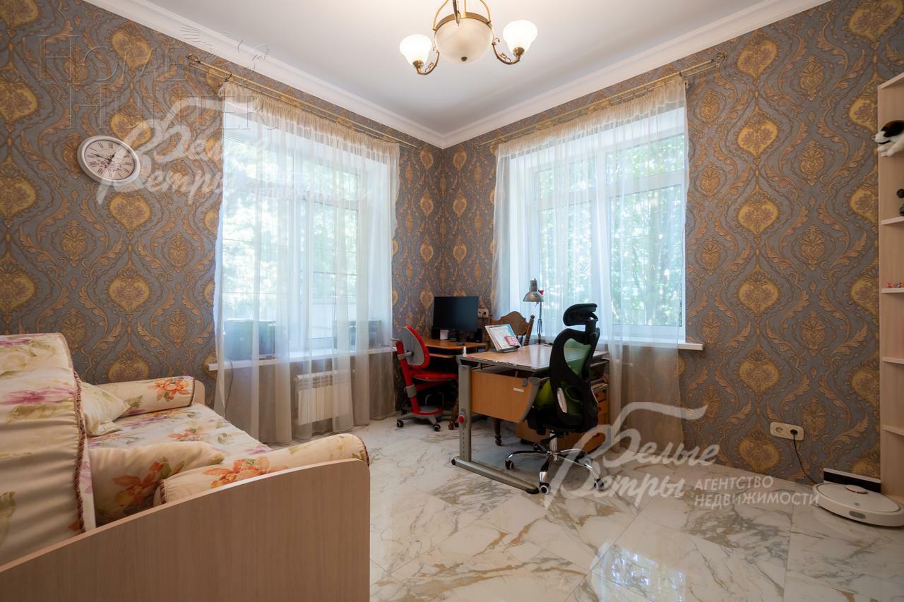 2-этажный коттедж 533 м² с отделкой