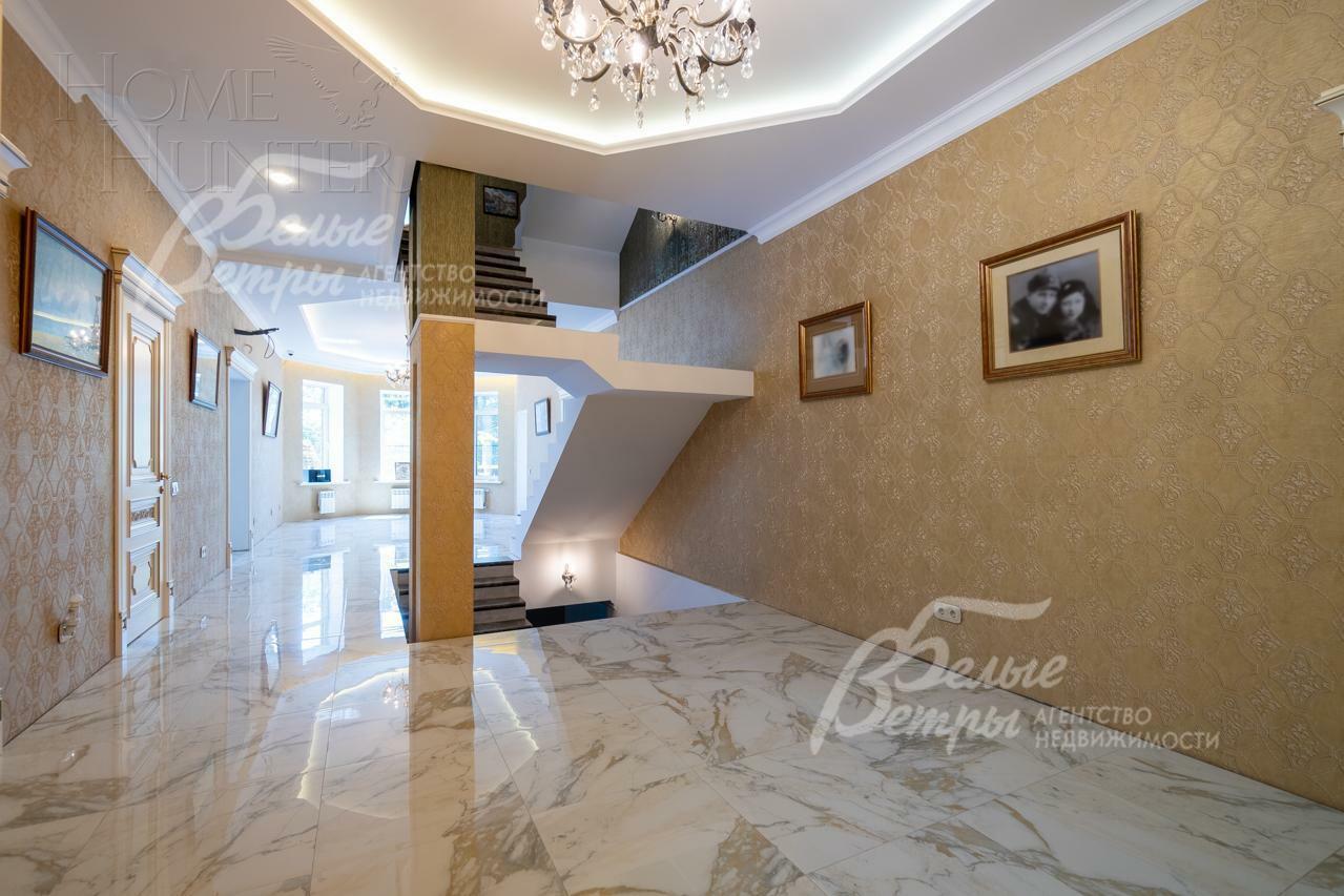 2-этажный коттедж 533 м² с отделкой