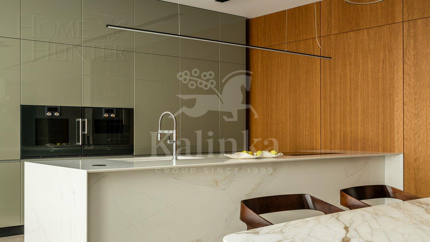 3-КОМН. КВАРТИРА С ОТДЕЛКОЙ 150 М² НА 8 ЭТАЖЕ