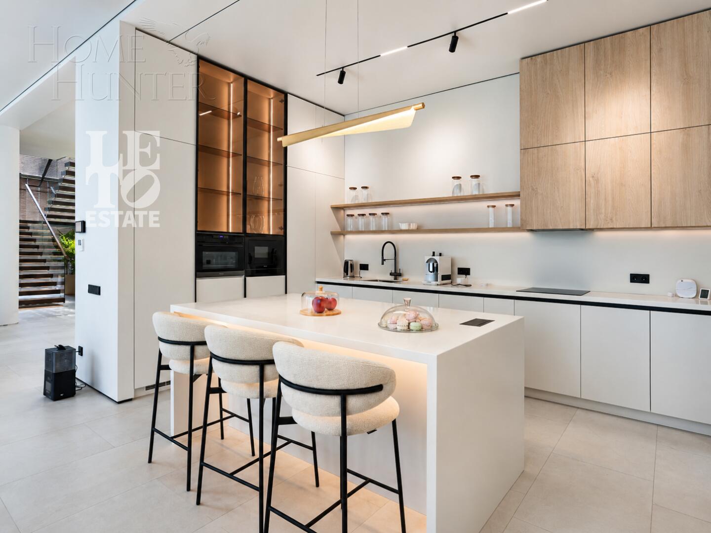 2-этажный коттедж 630 м² с отделкой