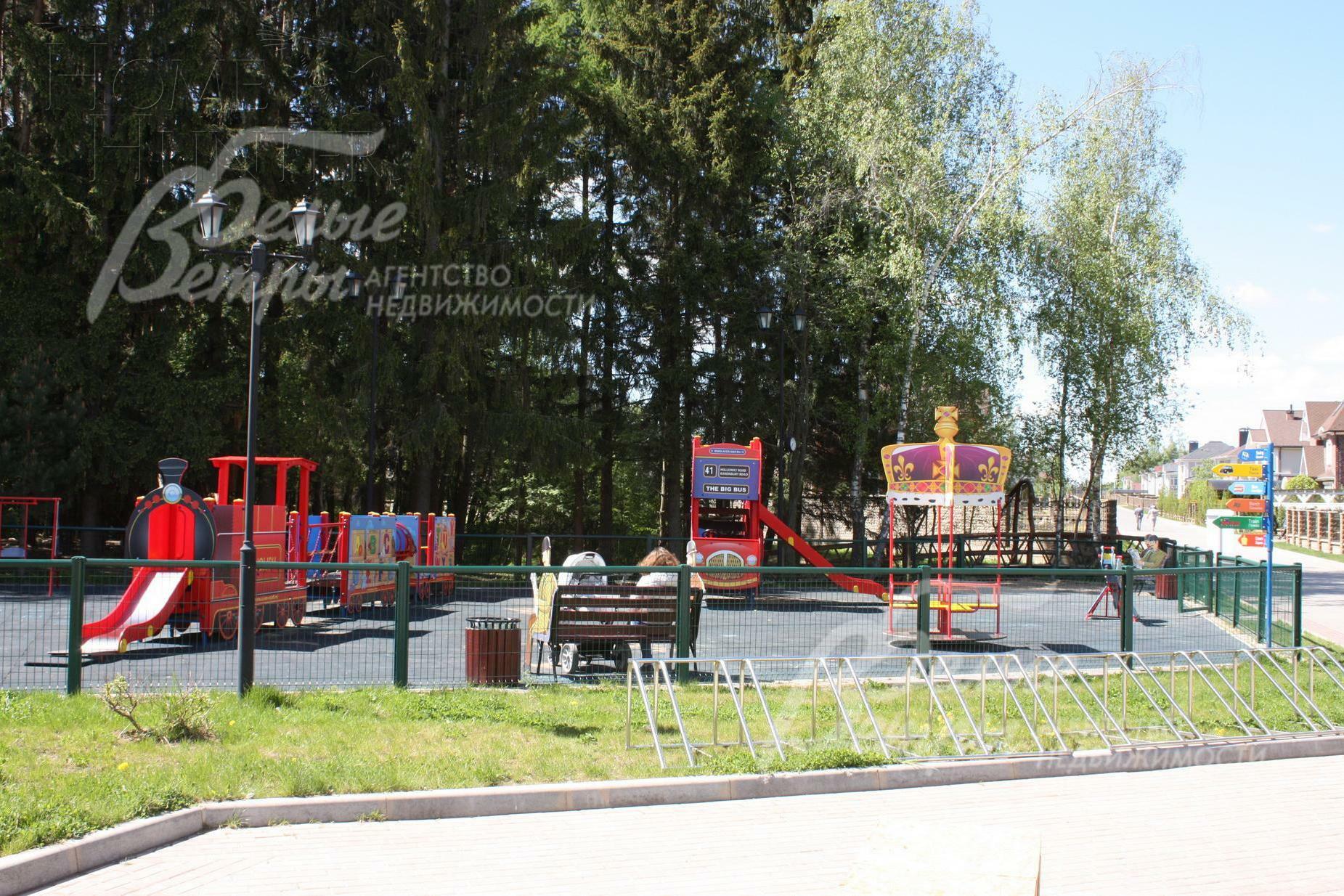 2-этажный коттедж 693.5 м² с отделкой