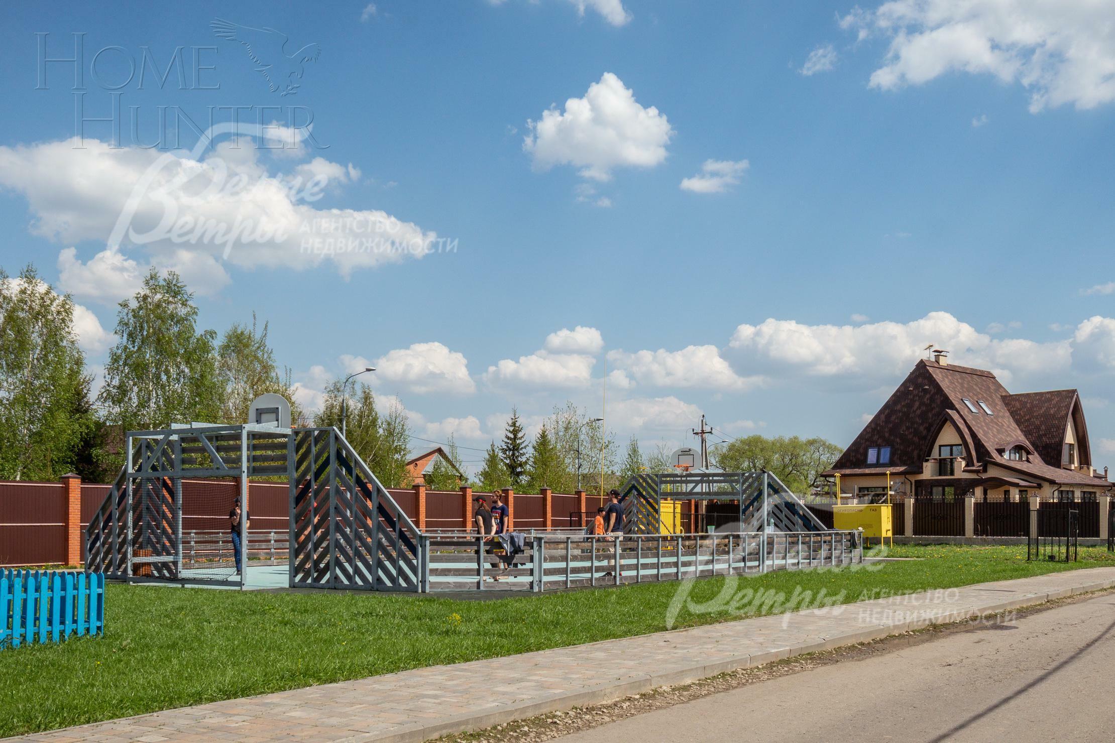 2-этажный коттедж 260 м² с отделкой