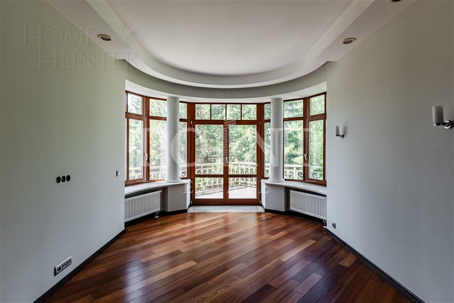 2-этажный коттедж 402.8 м² с отделкой