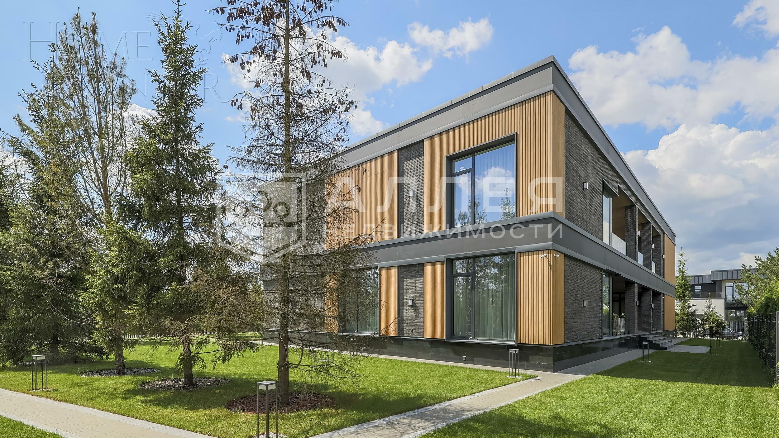 2-этажный коттедж 1 000 м² с отделкой