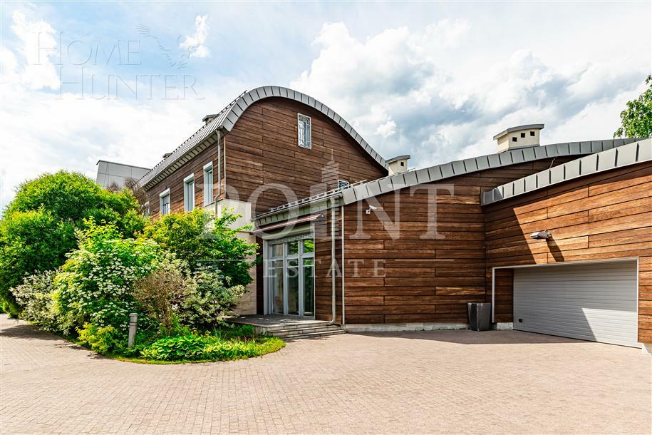 3-этажный коттедж 1 655 м² с отделкой