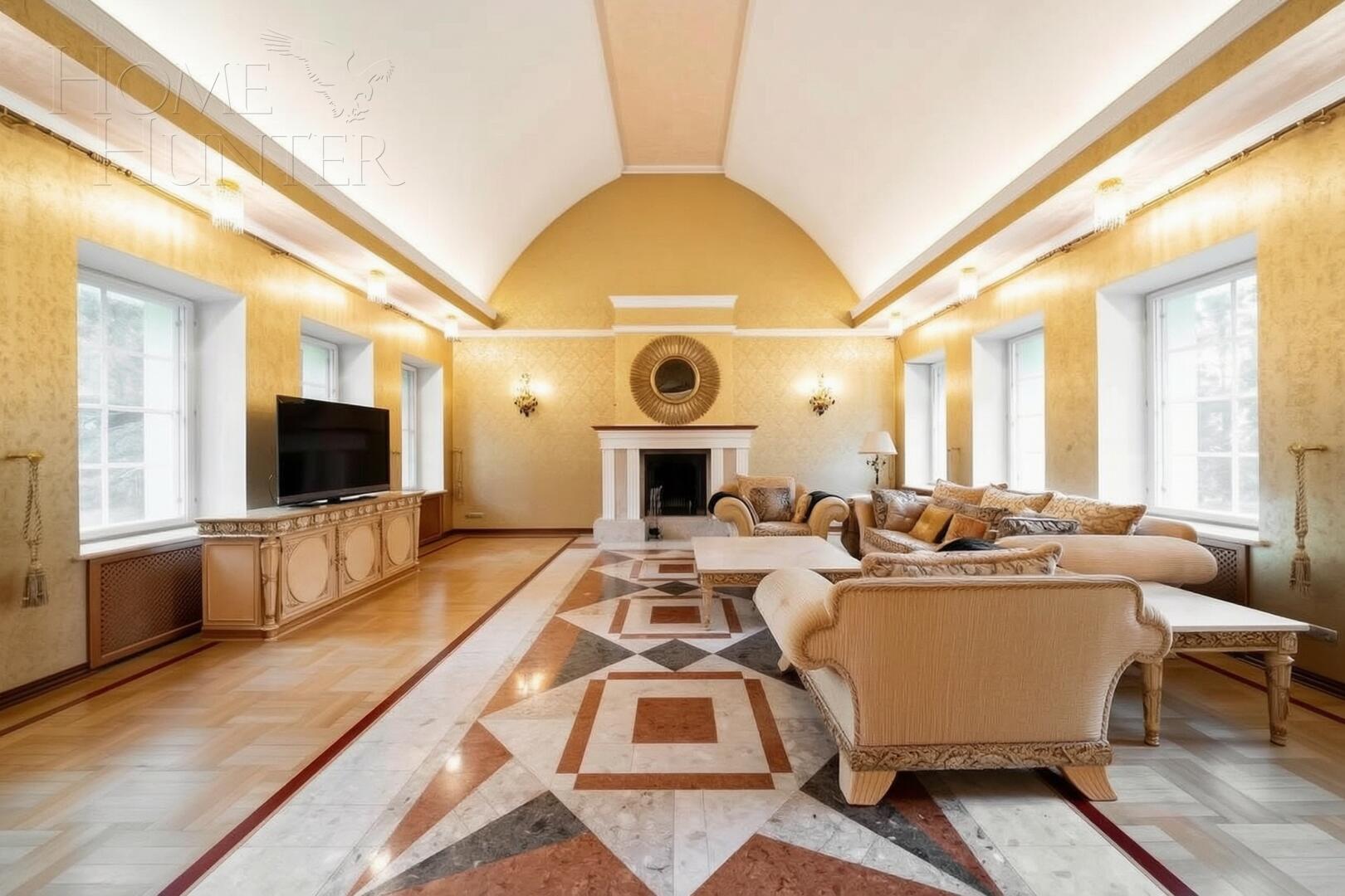 3-этажный коттедж 700 м² с отделкой