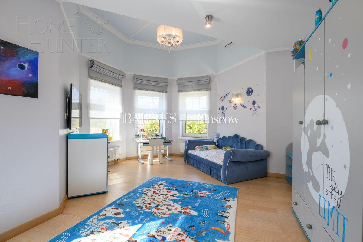 2-этажный коттедж 230 м² с отделкой