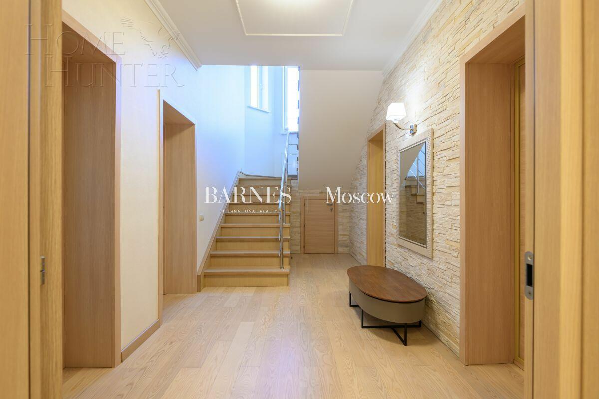 2-этажный коттедж 230 м² с отделкой